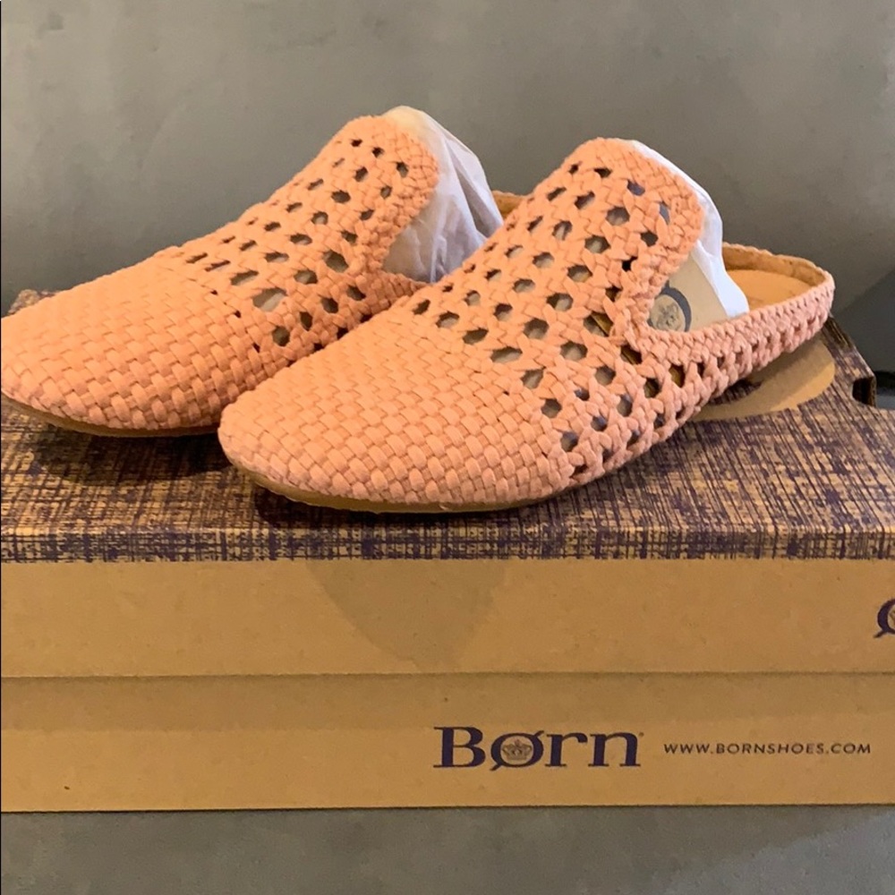 Born Cameo Slide